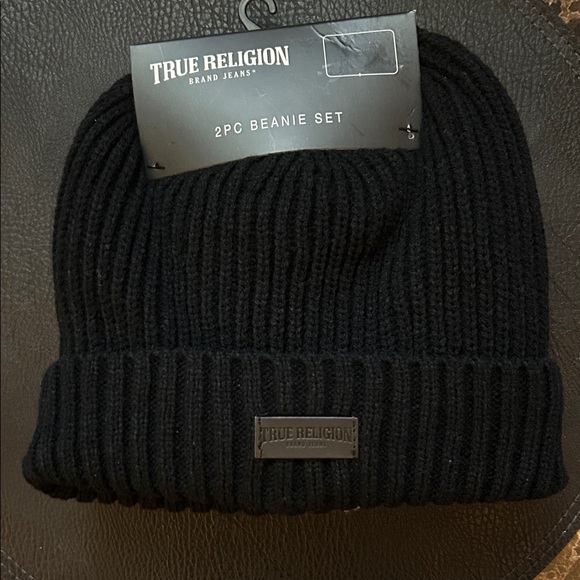 True Religion Waffle Knit Gray Beanie Set - Picture 2 of 2